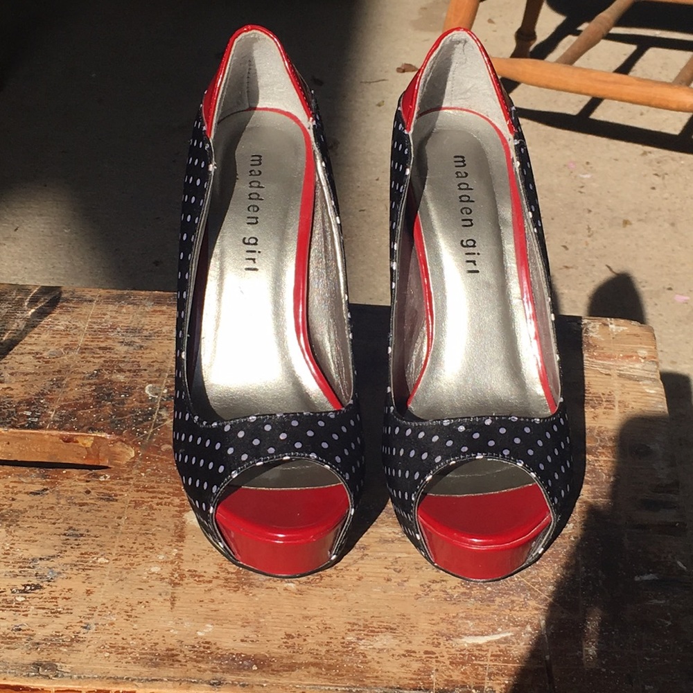 Madden Girl high heels size 6